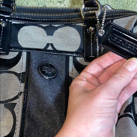 Authentic Coach Purse - Picture 2 of 5
